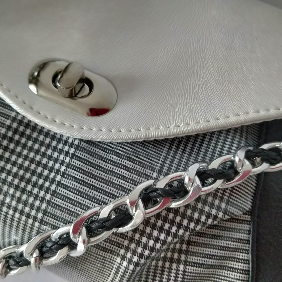 Pochette Naomi