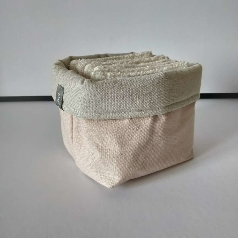 Panière et ses 10 lingettes "poudre"