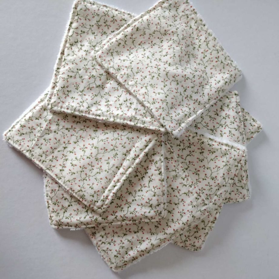 Lingettes lavables "fleurs de cœurs"