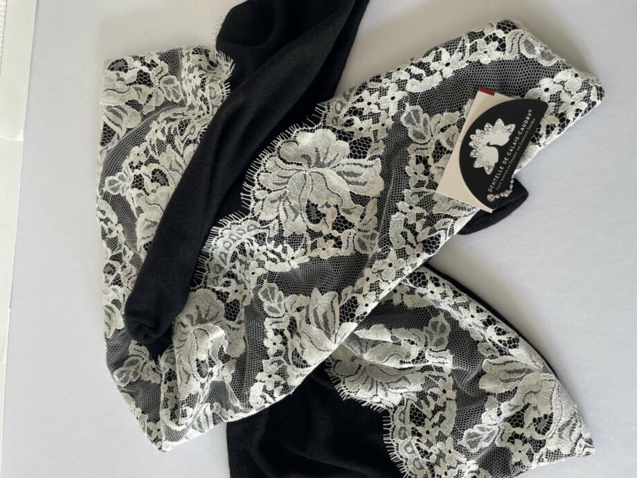 Écharpe en laine et dentelle de Calais-Caudry® - noir/écru