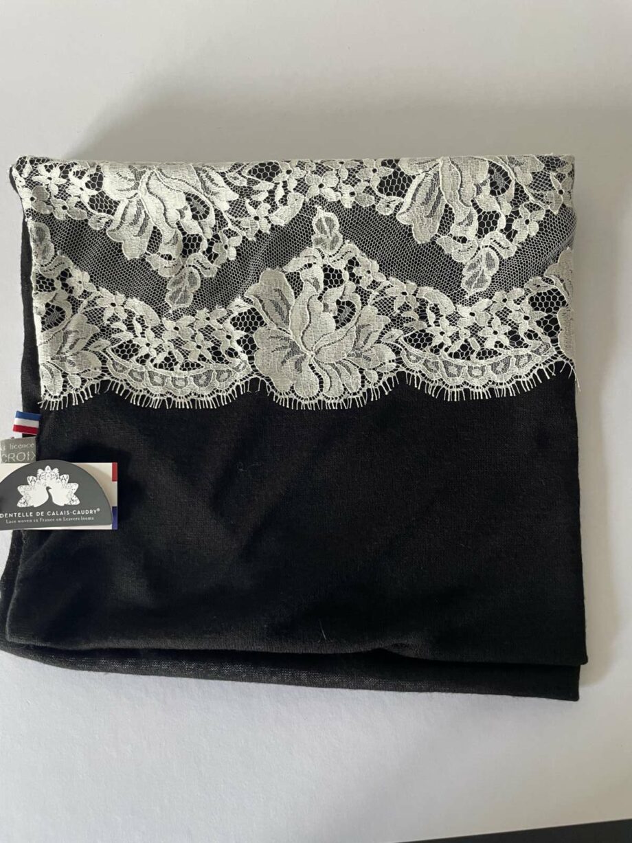 Écharpe en laine et dentelle de Calais-Caudry® - noir/écru