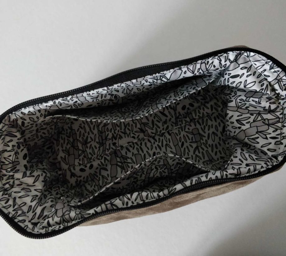 Pochette trousse avec armature - taupe