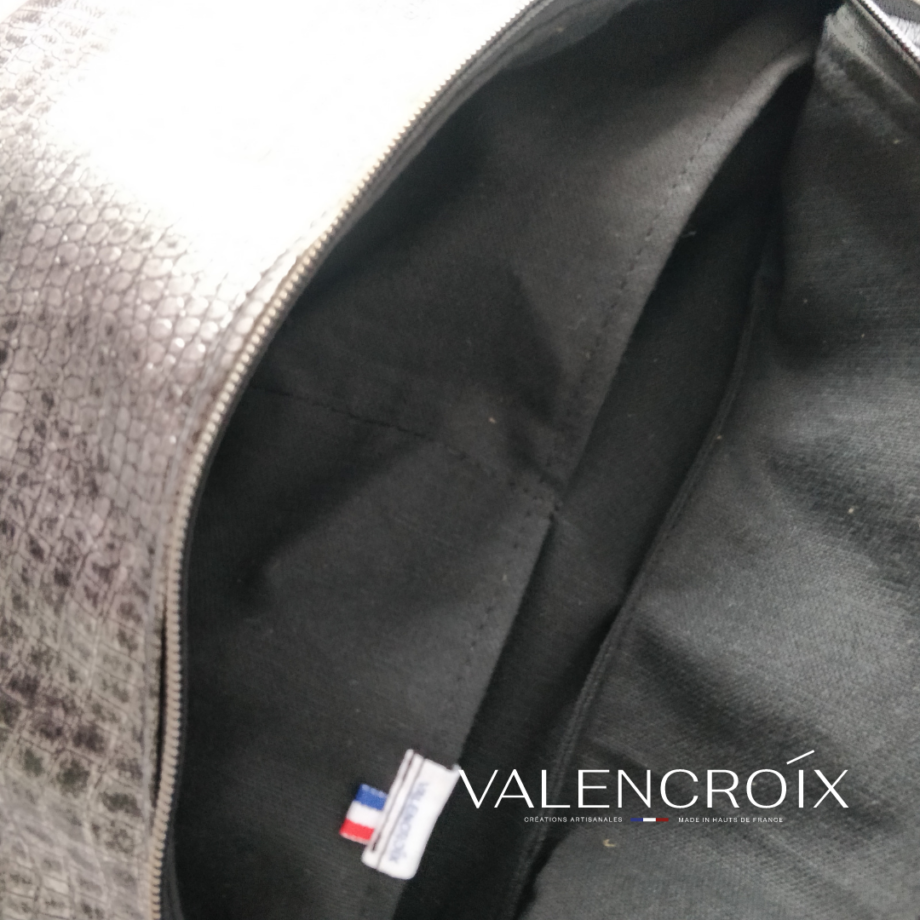 Sac banane simili serpent noir et argent
