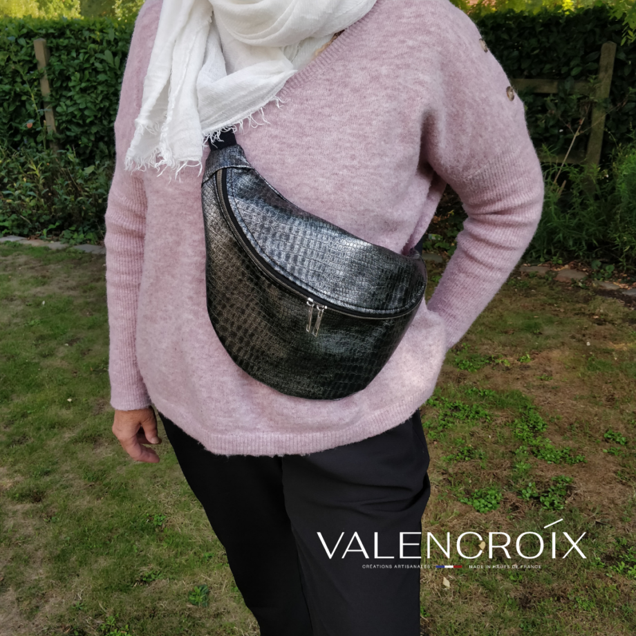 Sac banane simili serpent noir et argent