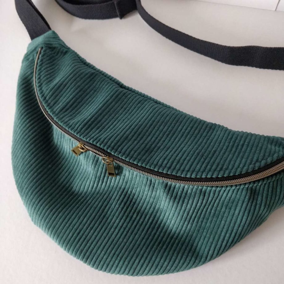 Sac banane velours côtelé vert bleuté