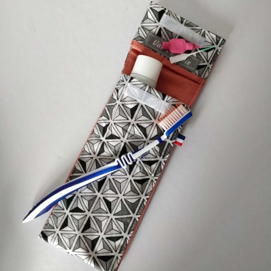 Etui pour hygiène dentaire