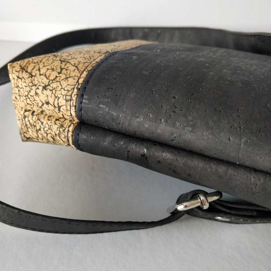 Sac bandoulière en liège - naturel marbré et noir