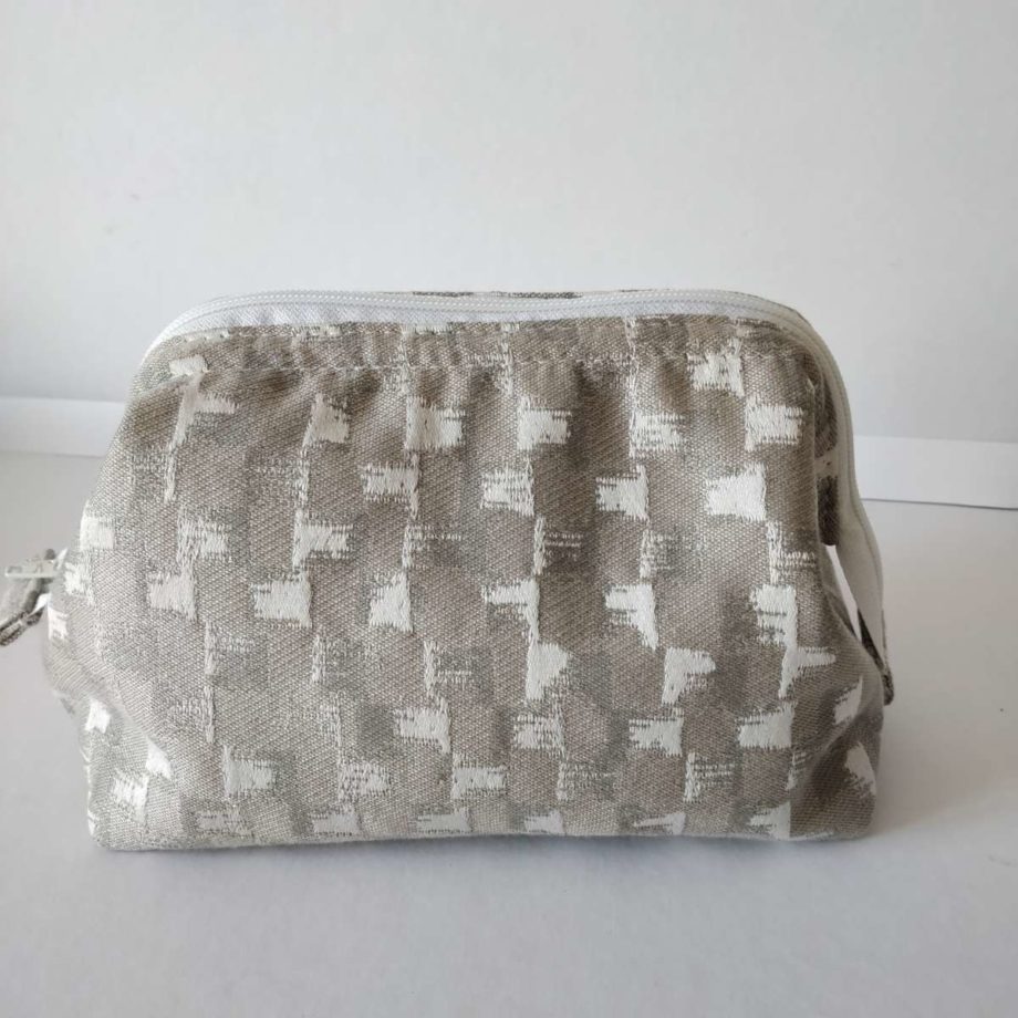 Trousse zippée beige grande taille avec cadre d'ouverture - Valencroix