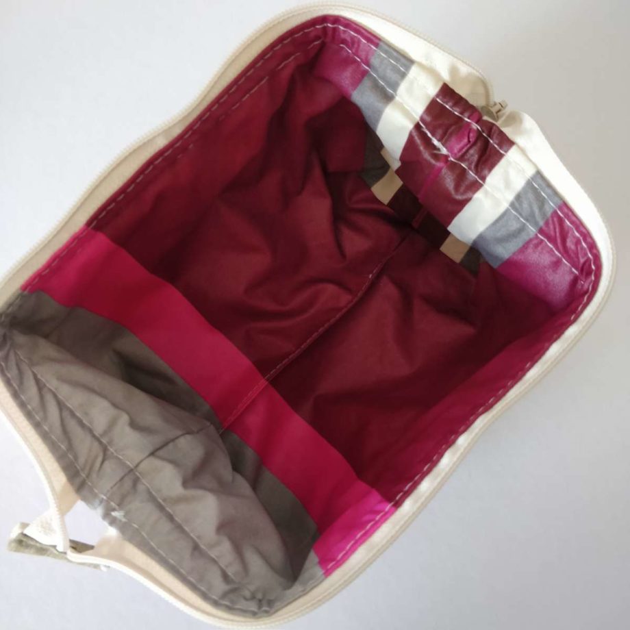 Trousse zippée grande taille avec cadre d'ouverture