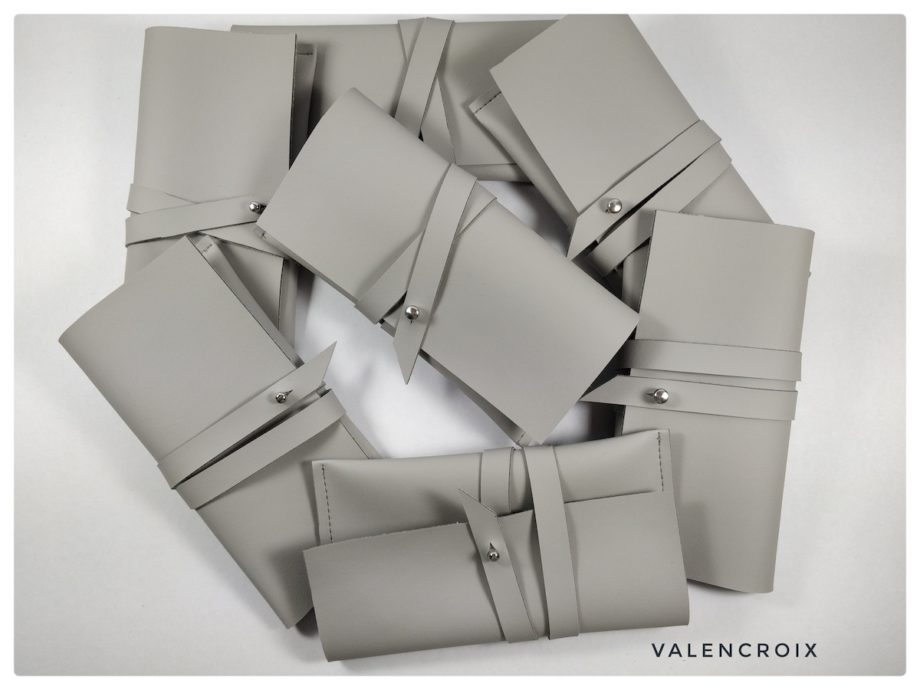 Pochette Julie