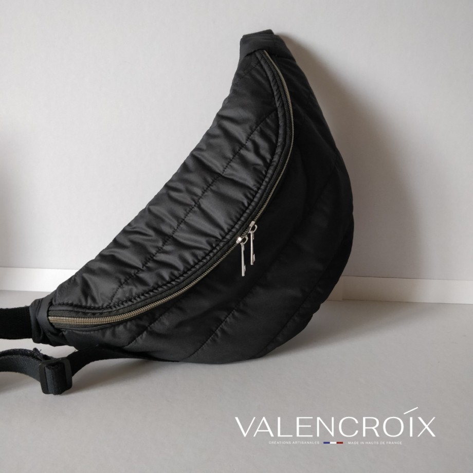 Sac banane doudoune noire