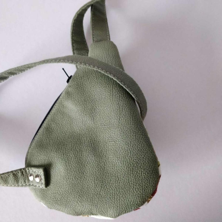 Petit sac  banane rétro en forme de goutte