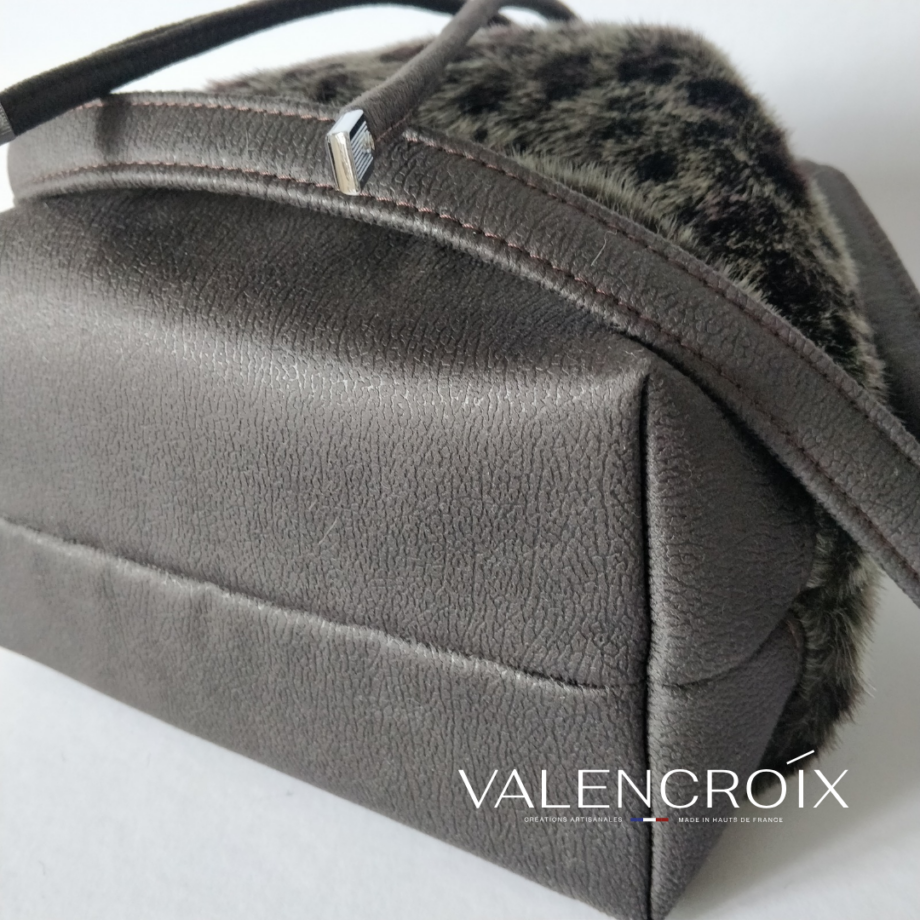 Sac seau fausse fourrure léopard - Valencroix