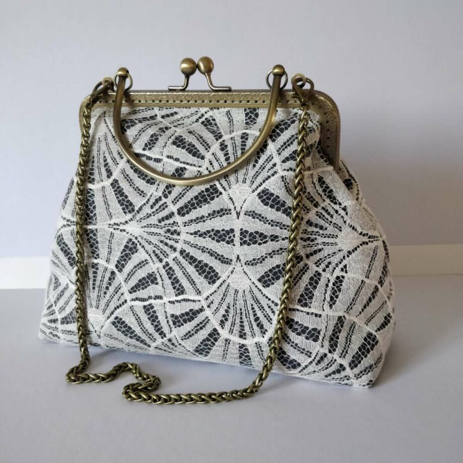 Sac fermoir clic clac dentelle Calais-Caudry - Valencroix