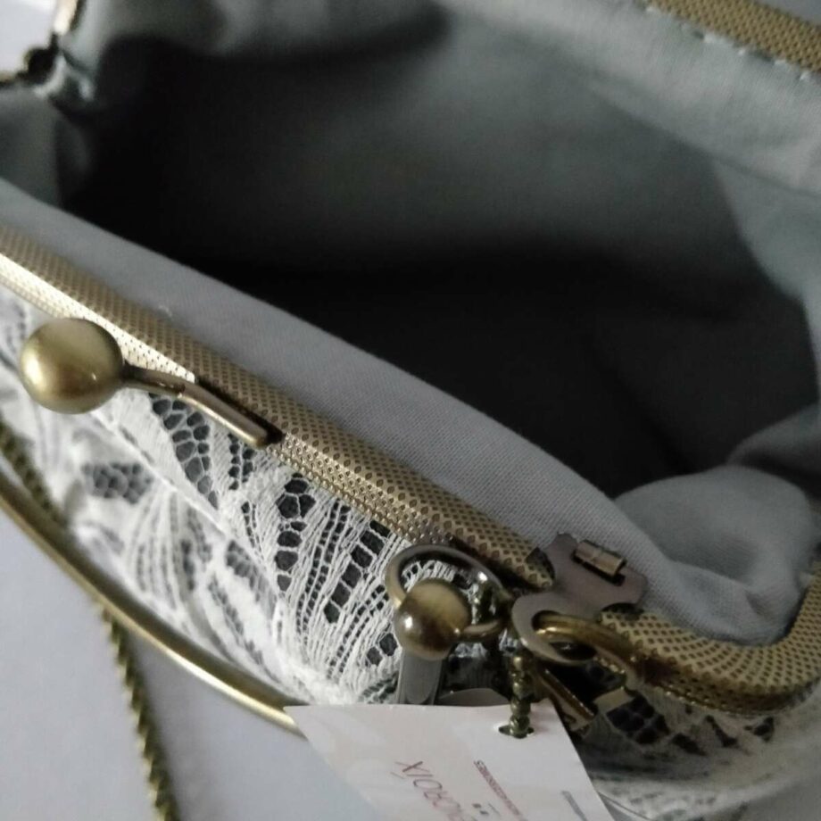 Sac fermoir clic clac dentelle Calais-Caudry - Valencroix