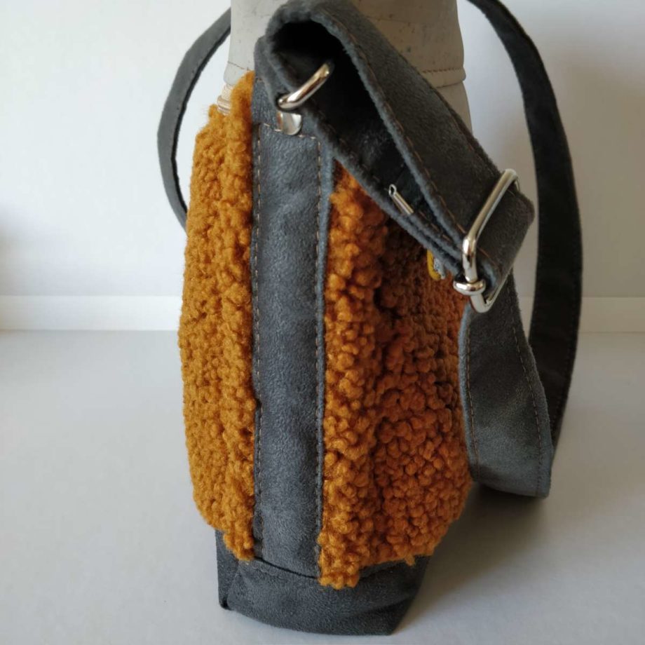 Sac à  bandoulière Folk fourrure