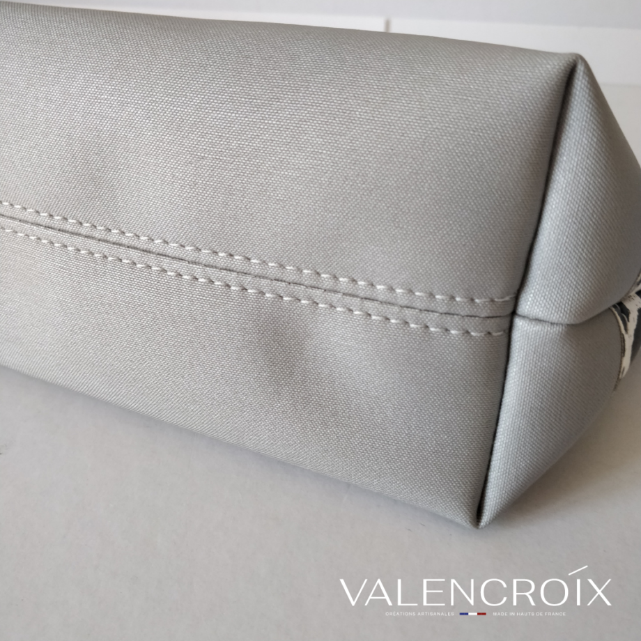 Trousse zippée grande taille grise
