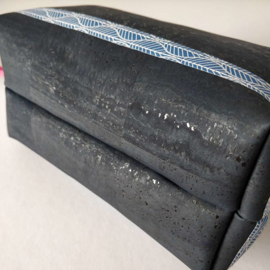 Trousse avec armature - liège de luxe marine