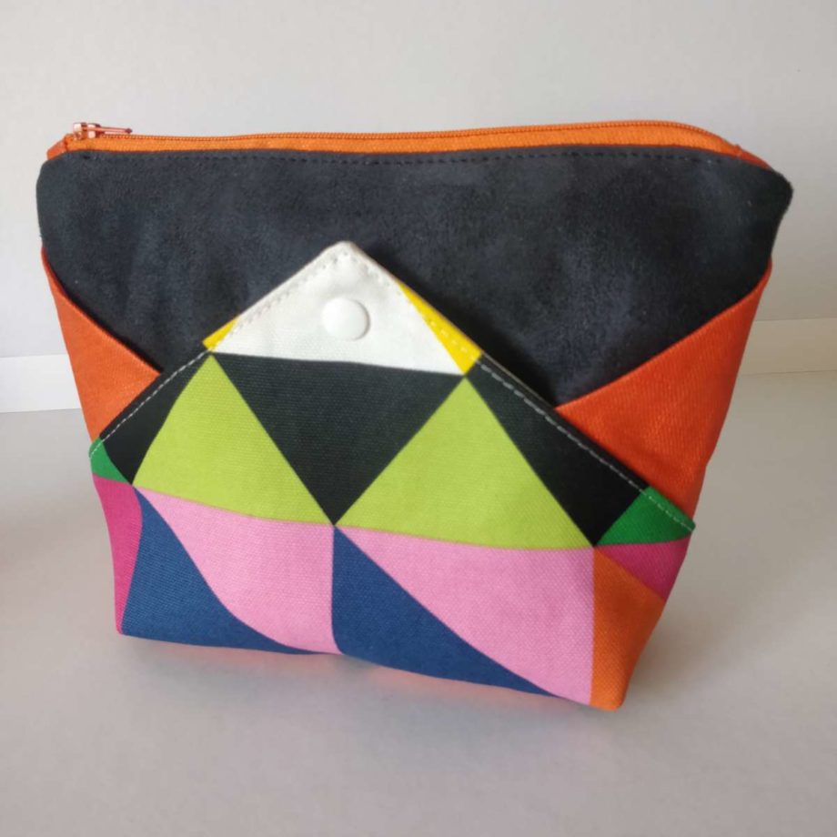 Trousse zippée colorée